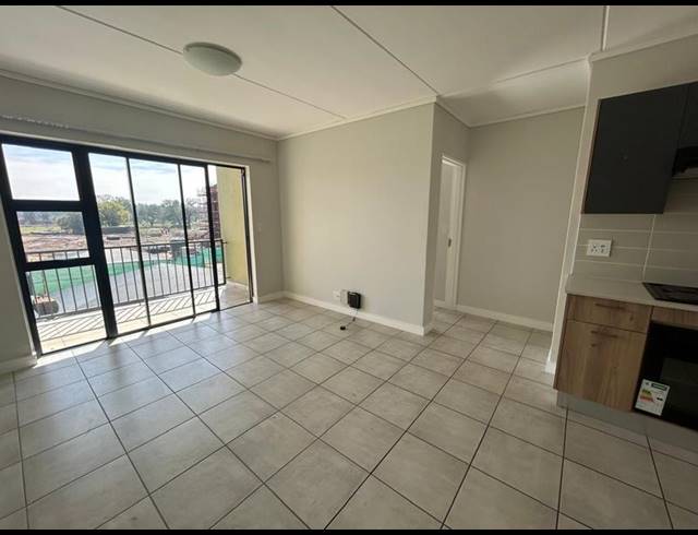 3 BEDROOM PROPERTY TO RENT IN SILVER LAKES